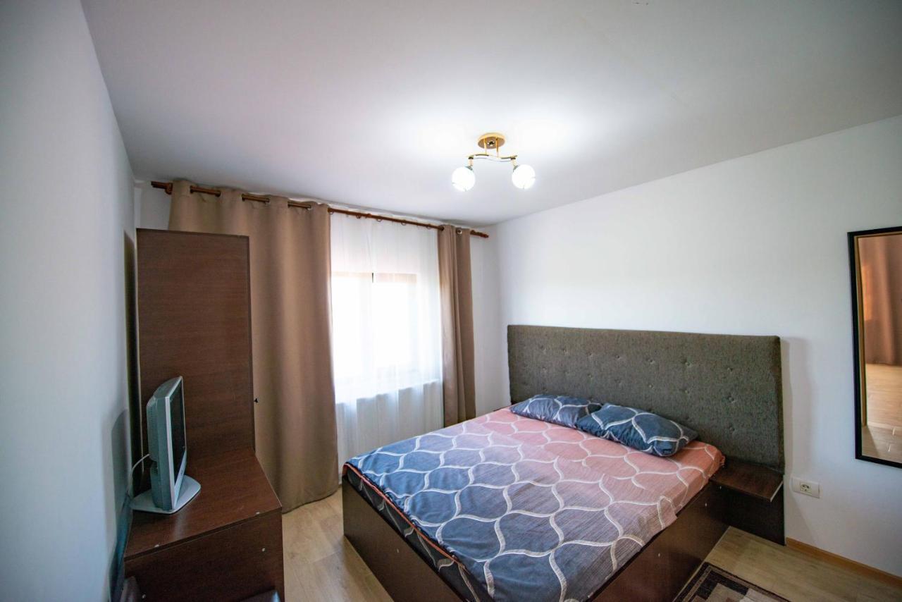 Casa Dumitrescu Hotel นาโวดาริ ภายนอก รูปภาพ