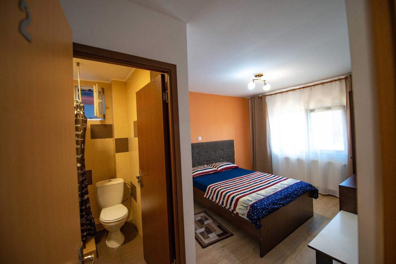 Casa Dumitrescu Hotel นาโวดาริ ภายนอก รูปภาพ
